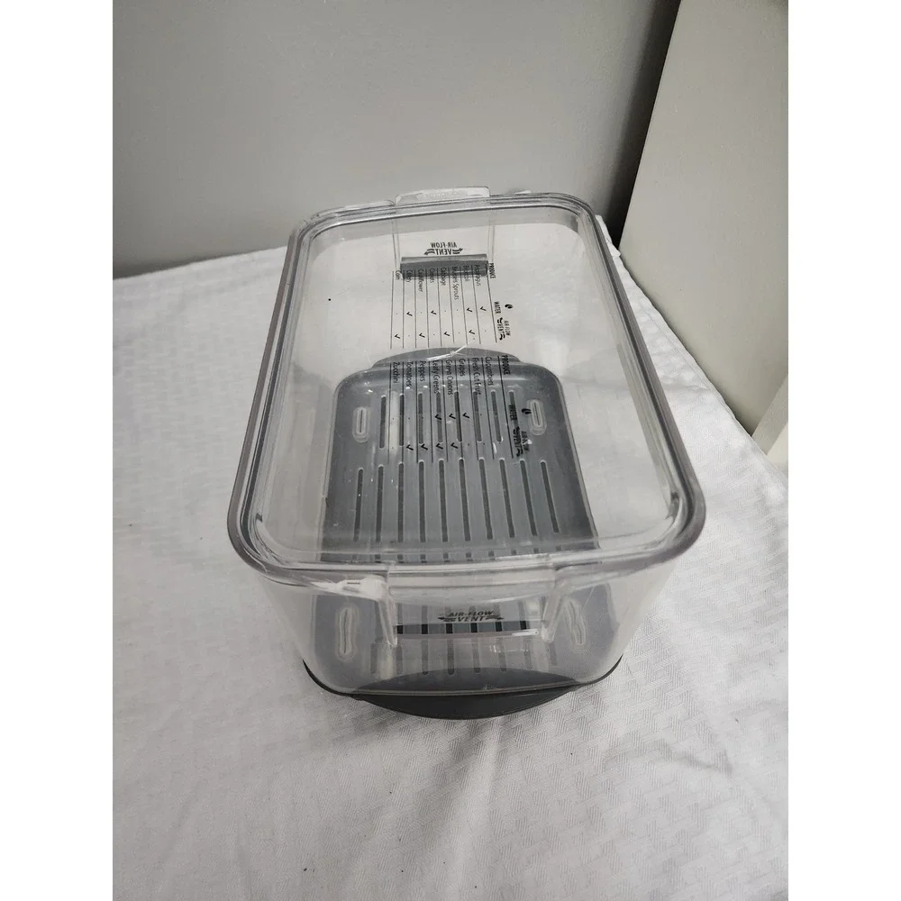 Rubbermaid FreshWorks Produce Saver Food Storage Container Clear Gray Large